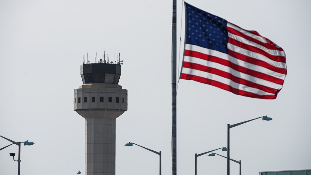 Trump admin to hire more air traffic controllers, boost technology