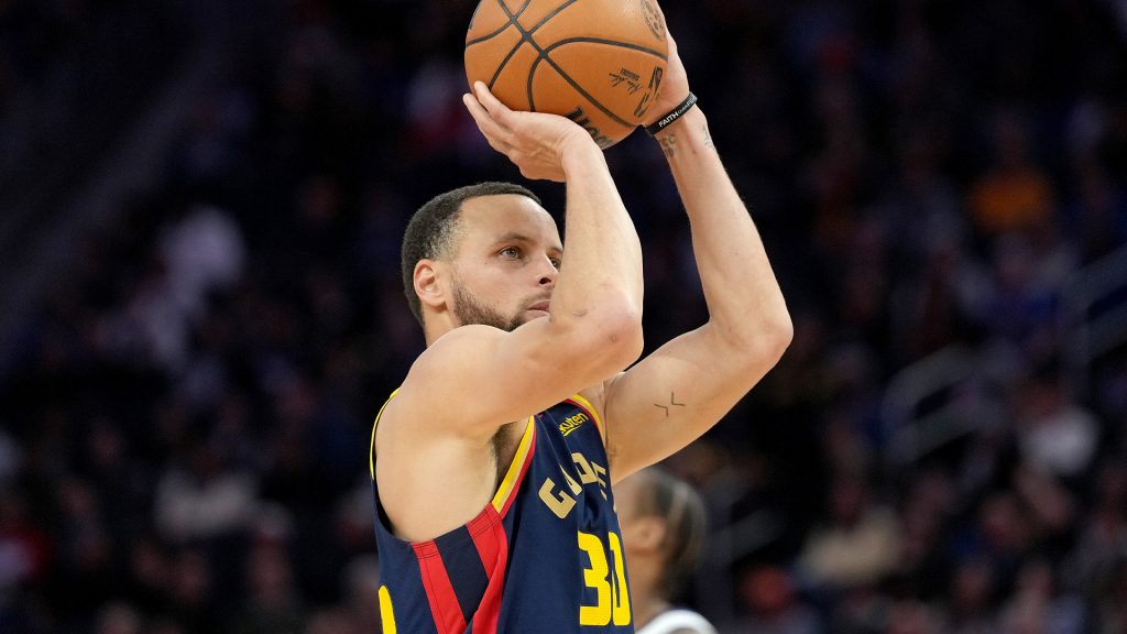 Steph Curry’s sunk 4,000 3-pointers, so how many more are possible?