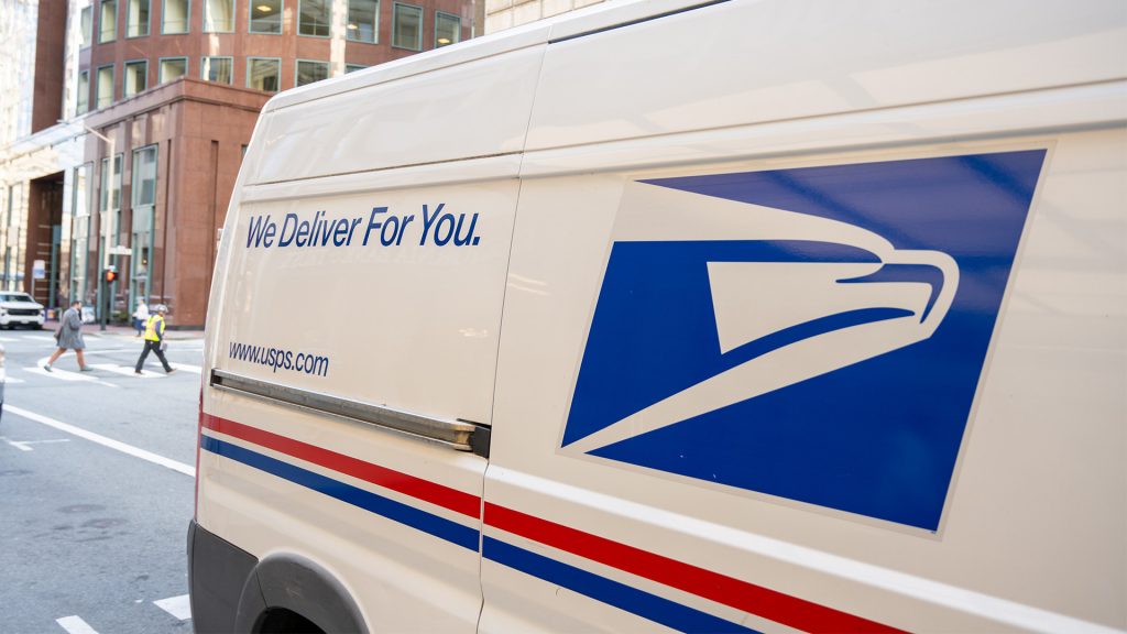 USPS to cut thousands of jobs as service head works with DOGE