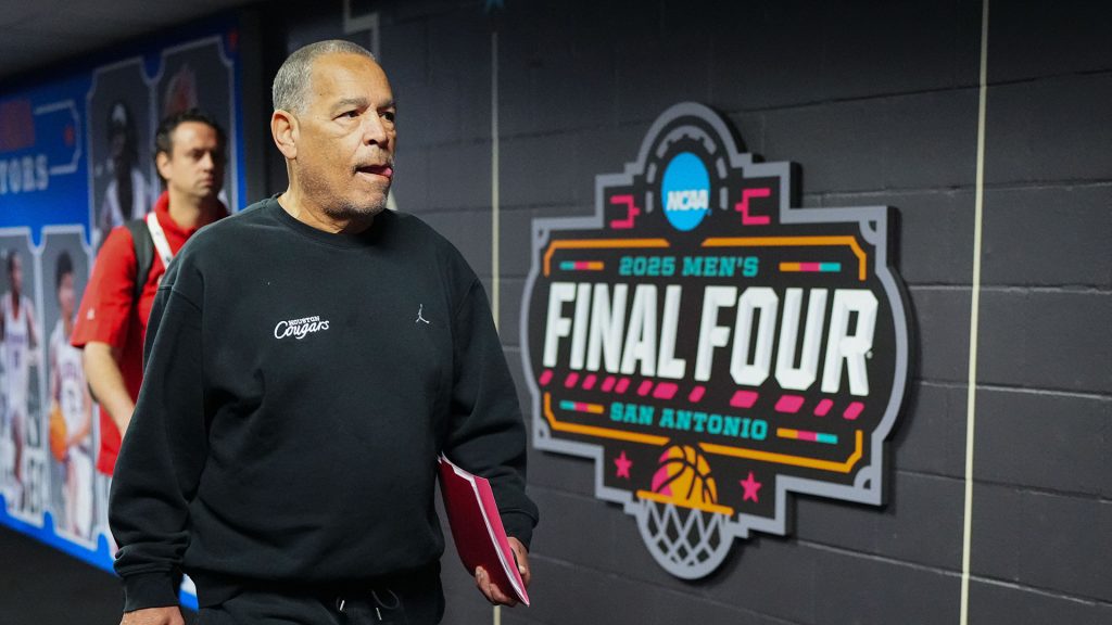 NCAA Final Four: Which number one seed will cut down the nets?