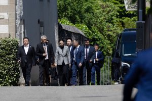 China and US continue trade talks in Geneva