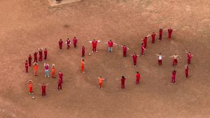 Detainees signal SOS outside migrant facility ahead of deportations