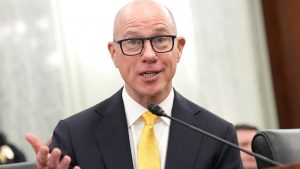 Trump’s FAA pick advances over opposition from Democrats, Capt. Sully