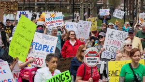 DOJ warns attorneys before ‘No Kings’ protests; FL to be tough on violence