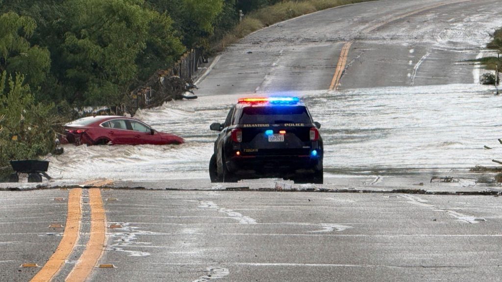 5 dead, 2 missing after San Antonio flooding