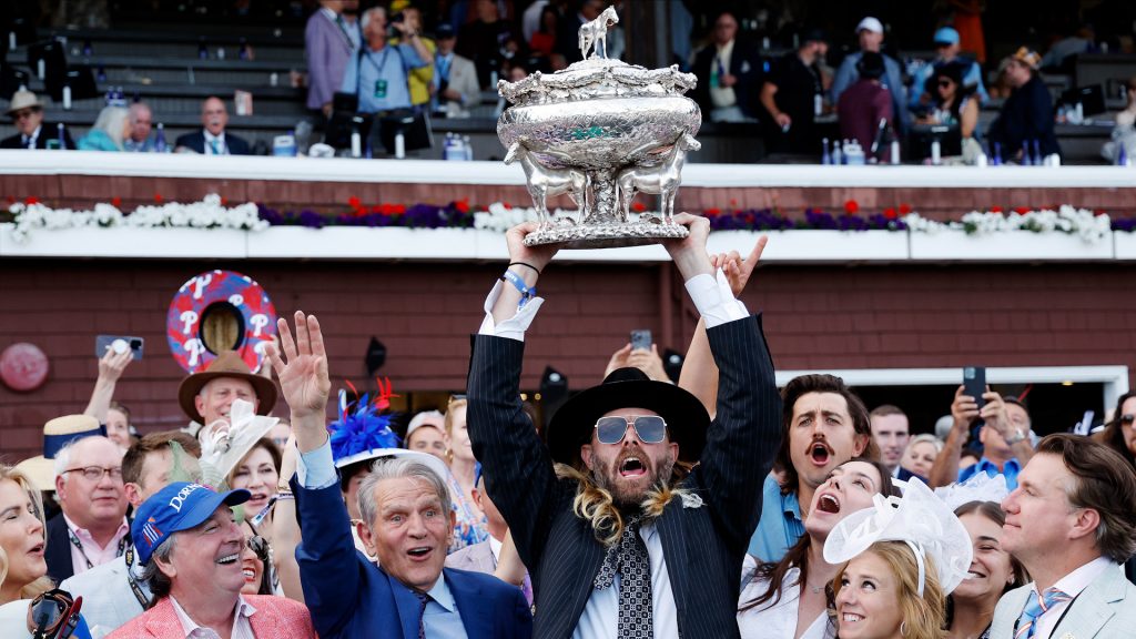 Celebrities owning thoroughbreds is part of horse racing history