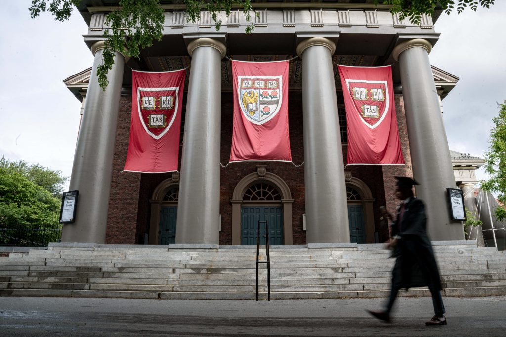 Judge to decide whether Trump admin can ban int’l students from Harvard