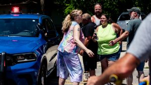 Churchgoers, staff stop armed attacker at Michigan church