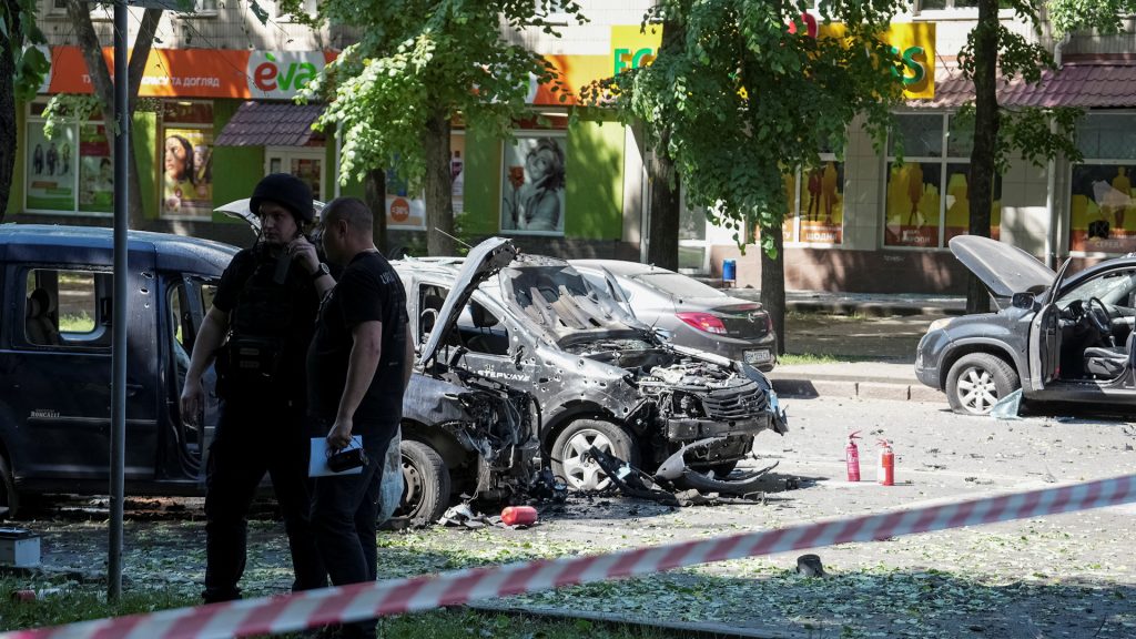 Russian strikes kill civilians in Ukraine as ceasefire talks stall in Istanbul