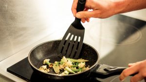 New study shows 2024 black spatula panic based on bad math, still not safe