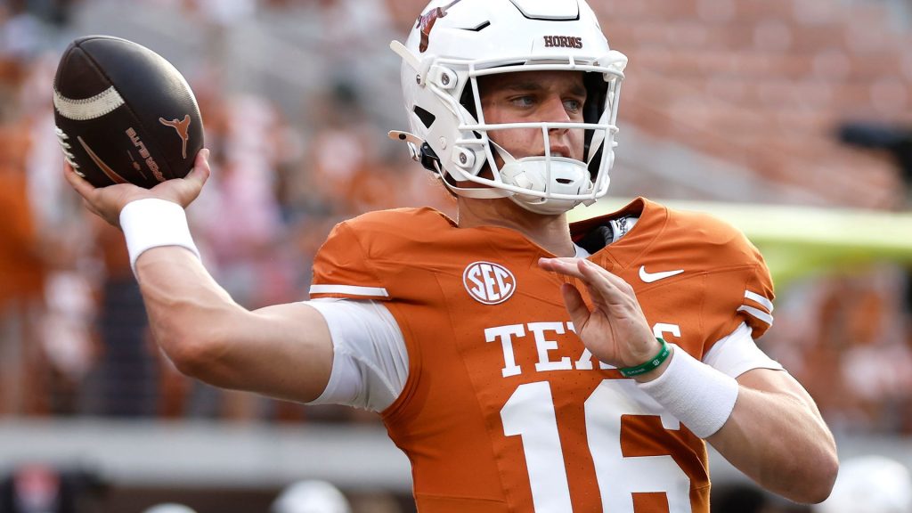 Following the first family of football, can Texas QB Arch Manning deliver?