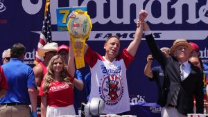 Joey Chestnut wins Nathan’s Hot Dog Eating Contest for 17th time in return