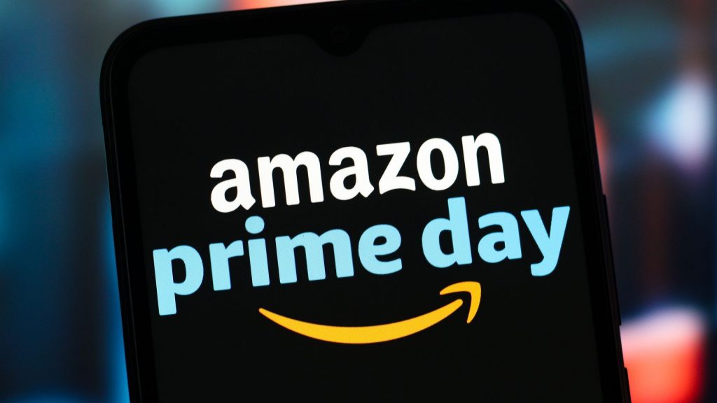 Amazon expands Prime Day, eyes record sales despite consumer slowdown