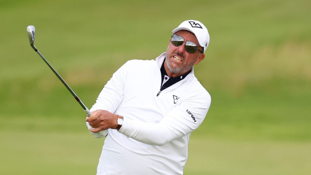 Mickelson, Westwood score one for seniors in first Open Championship round