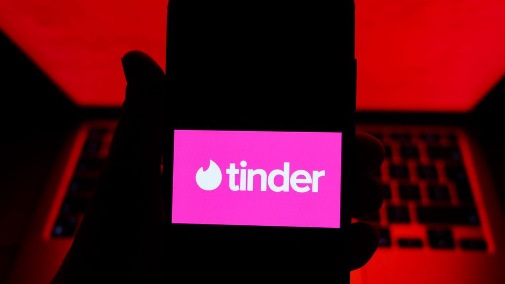 California man accused of using dating apps to defraud victims out of millions