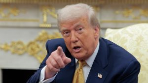 Trump puts media ‘on notice’ in push against ‘mainstream media liars’