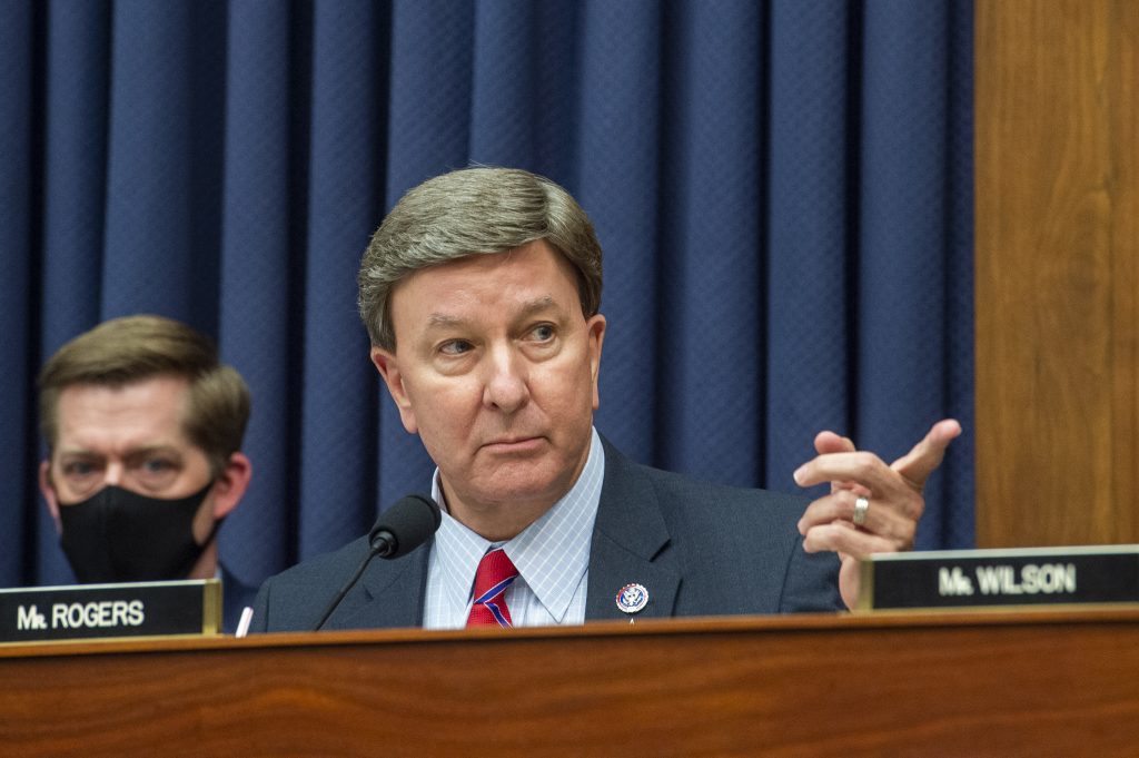 House panel advances DOD policy bill with sweeping acquisition reforms