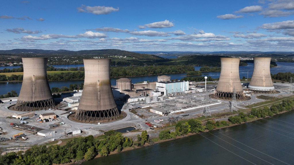 US wants power plants to reuse plutonium from nukes. Is that safe?