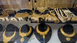 Trump overrules US Customs, decides gold will not face tariffs 