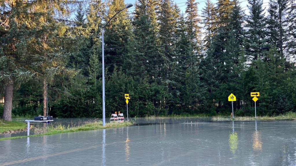 Juneau avoids widespread damage as new flood walls face glacier outburst