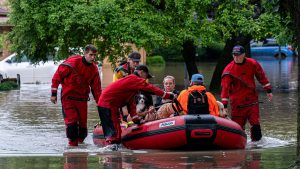 Flash flooding cancels events, sets record river levels in Wisconsin