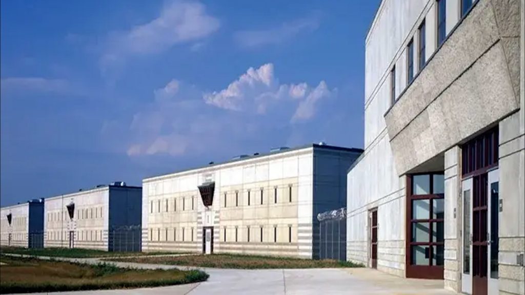 DHS expands immigration detention in Indiana with ‘Speedway Slammer’