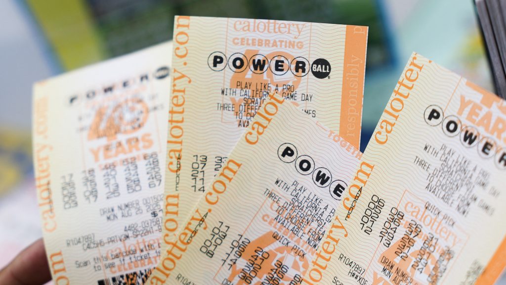 Powerball jackpot climbs to $1.1 billion after no winner drawn