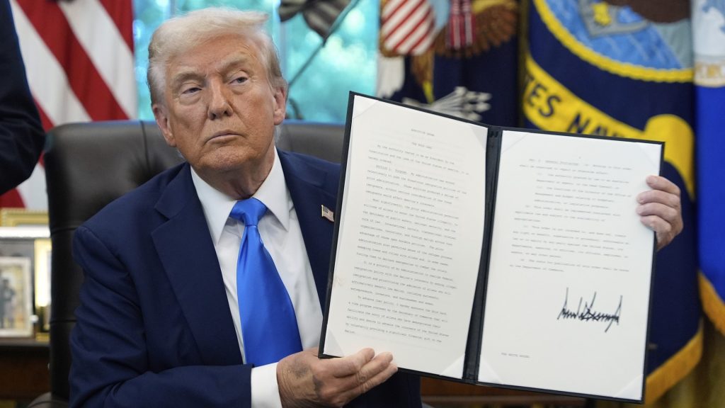 New $100,000 H-1B fee only applies to new applicants: Report