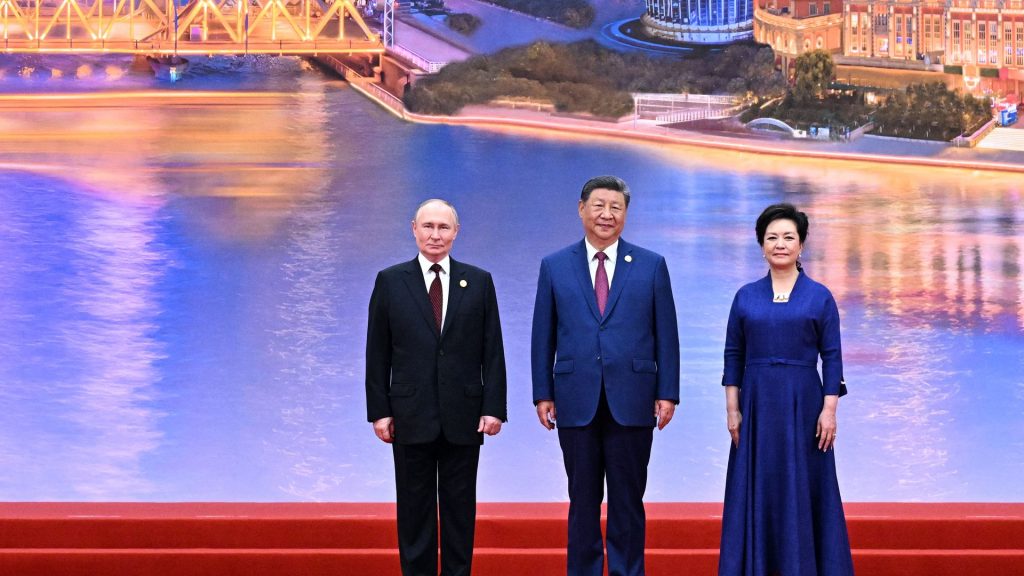 Putin, Xi Jinping meet in China as SCO summit kicks off