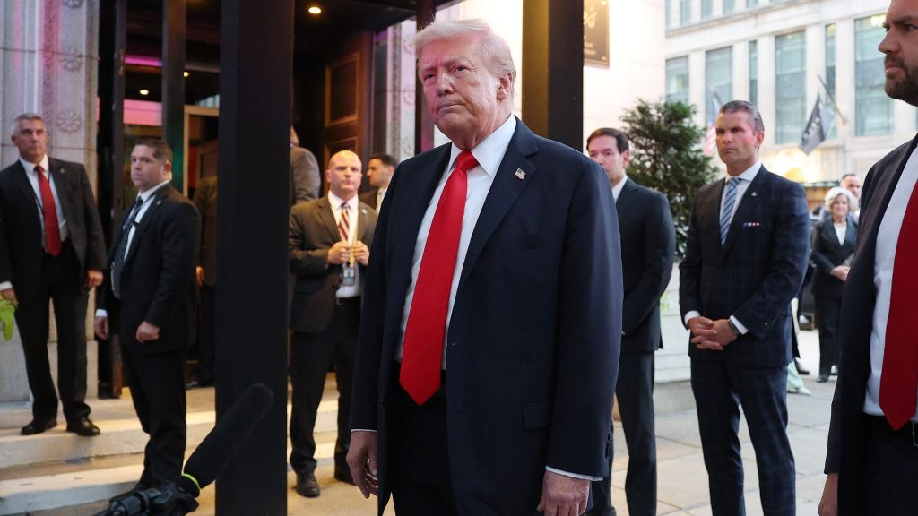 Trump faces protesters at DC dinner as federalization effort nears expiration