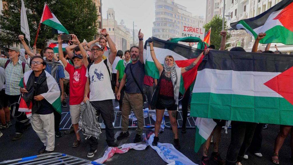 Final stage of Vuelta a Espana halted by organizers because of Palestine protests
