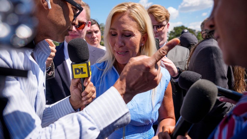 Democrat, GOP-escorted influencers given Hill access to push party lines