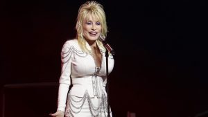 Dolly Parton postpones Las Vegas shows until September 2026 for health reasons