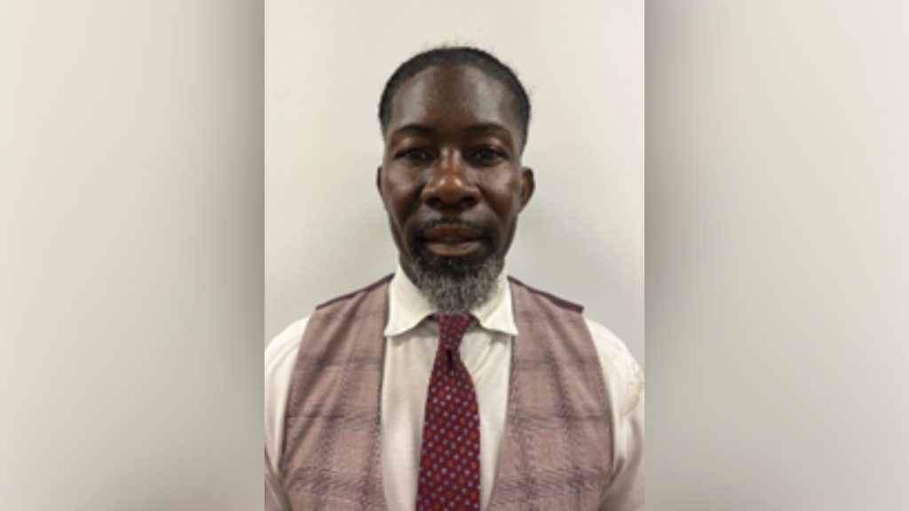 Des Moines schools superintendent detained by ICE