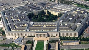 Media outlets refuse Pentagon press policy; must sign or surrender badges