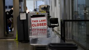 Travel slowdowns possible if federal government shutdown drags on