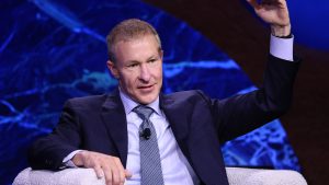 Major airline CEO warns shutdown could erode public trust of flying