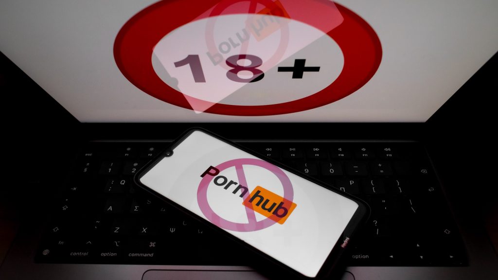Ohio passed an anti-porn law, but it doesn’t ban porn