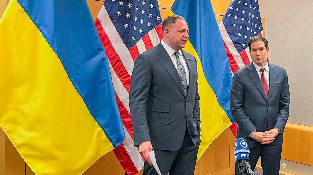 Confusion underpins US, Ukraine and EU meeting on plan to end Russia’s war