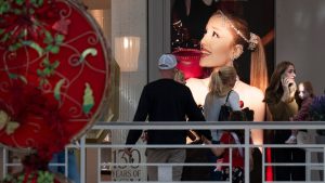 Despite breaking online Black Friday records, US shoppers pay a price