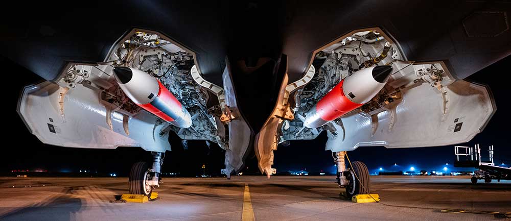 Watch the US Air Force load inert nuclear bombs in F-35 for tests