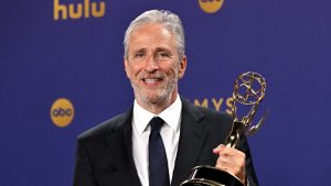 Jon Stewart staying at ‘The Daily Show’ after contract renewal