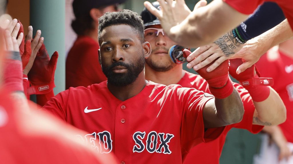 Former World Series champion becomes first ex-MLB star to join Banana Ball