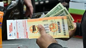 One winner of nearly $1 billion Mega Millions jackpot