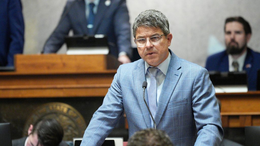 Indiana map redraw stalls for lack of GOP lawmaker support