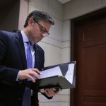 Moderate Republicans join Democrats to force vote on extending ACA subsidies