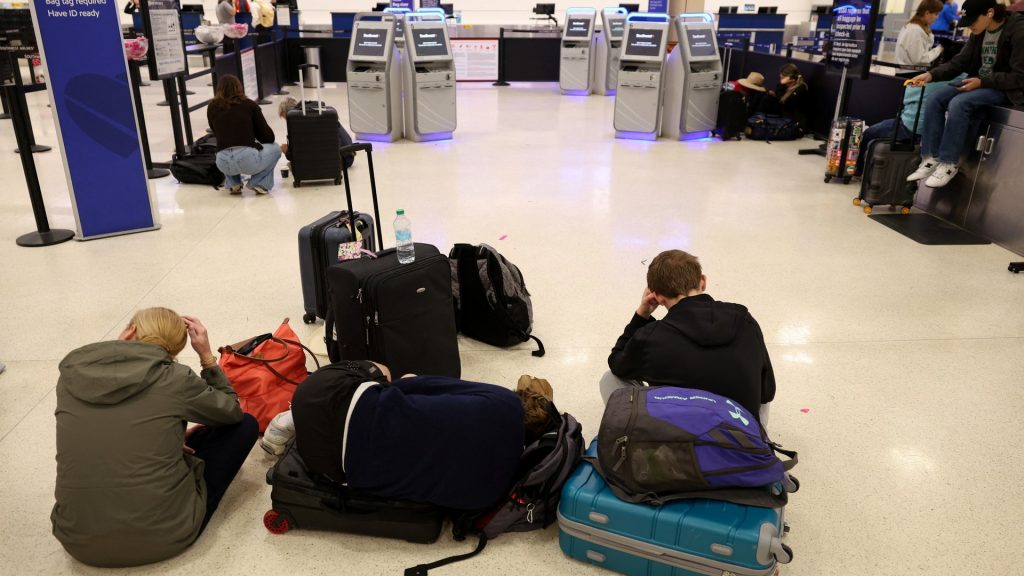 Venezuelan strikes trigger Caribbean airspace shutdown, flight cancellations