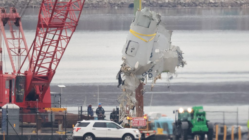 WATCH: NTSB says $400 GPS device could have prevented D.C. midair crash