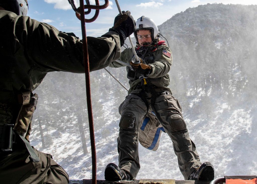 Navy crew helped rescue F-16 pilot after ejection over California