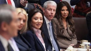 DOJ opens civil rights investigation into Alex Pretti shooting